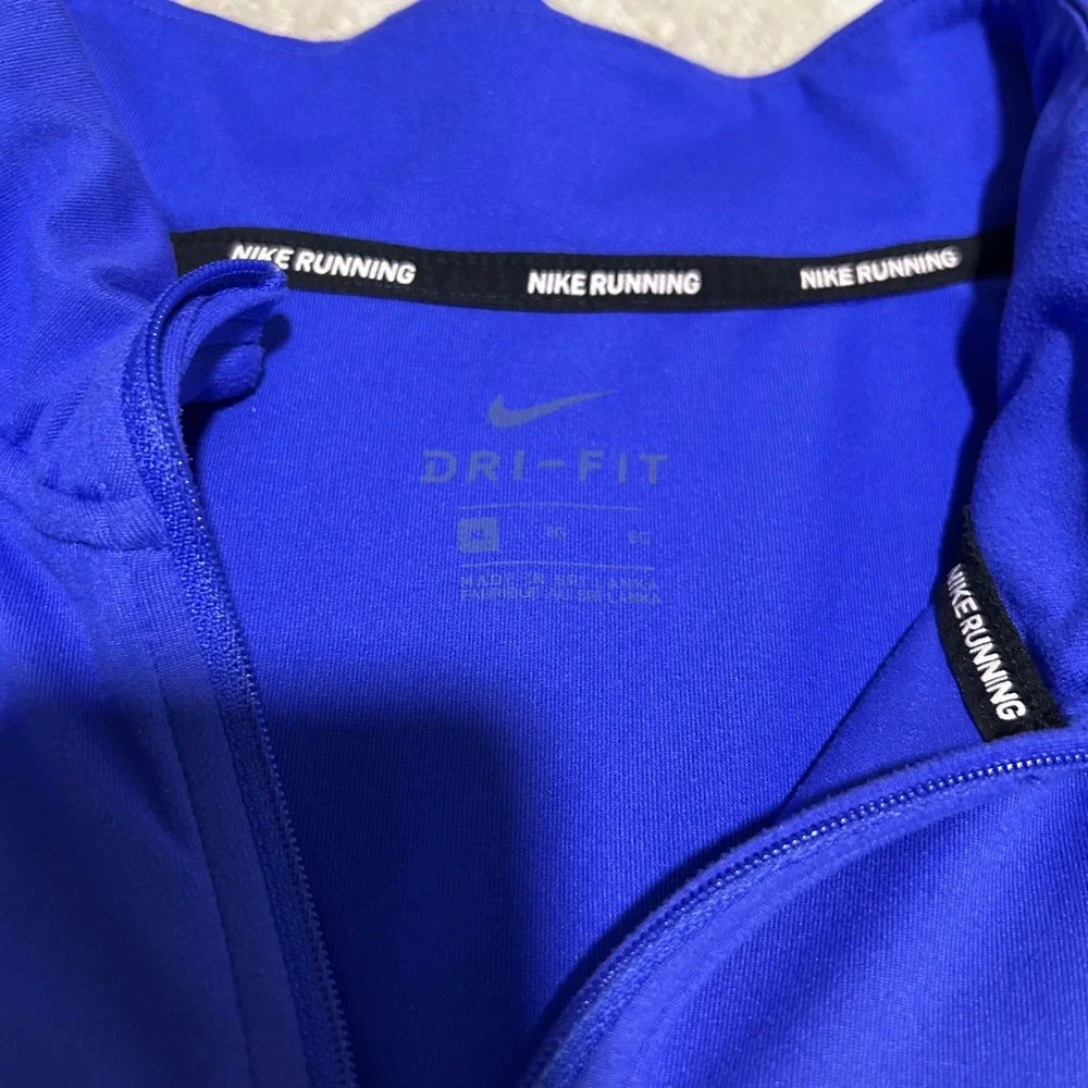 Nike Running Pullover Mens XL Blue Dri-FIT Quarter Zip Reflective Thumb holes
